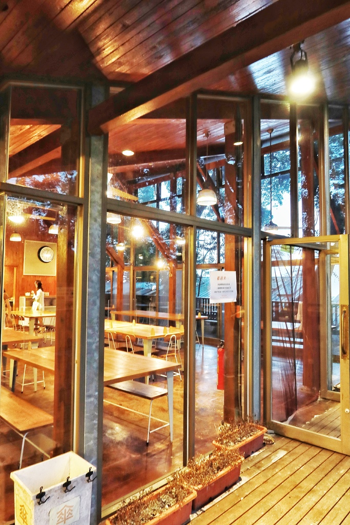 【南投鹿谷住宿】蟬說鳳凰亭序,獨棟小木屋眺望遠方山景,來場森林系輕旅行! @混血珊莎的奇幻旅程 【南投鹿谷住宿】蟬說鳳凰亭序,獨棟小木屋眺望遠方山景,來場森林系輕旅行! @混血珊莎的奇幻旅程