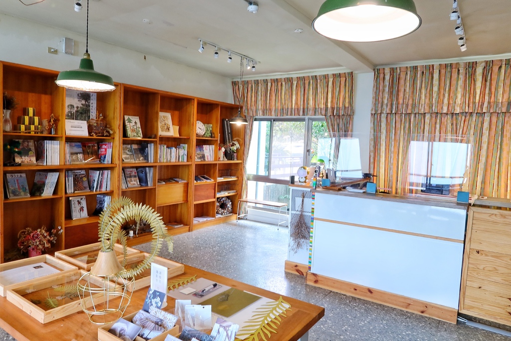 【南投鹿谷住宿】蟬說鳳凰亭序,獨棟小木屋眺望遠方山景,來場森林系輕旅行! @混血珊莎的奇幻旅程 【南投鹿谷住宿】蟬說鳳凰亭序,獨棟小木屋眺望遠方山景,來場森林系輕旅行! @混血珊莎的奇幻旅程