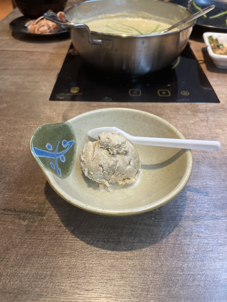 【桃園小火鍋】太上正合昆布鍋物,高CP值雙人豪華海陸鍋,多種特色鍋底 @混血珊莎的奇幻旅程 【桃園小火鍋】太上正合昆布鍋物,高CP值雙人豪華海陸鍋,多種特色鍋底 @混血珊莎的奇幻旅程