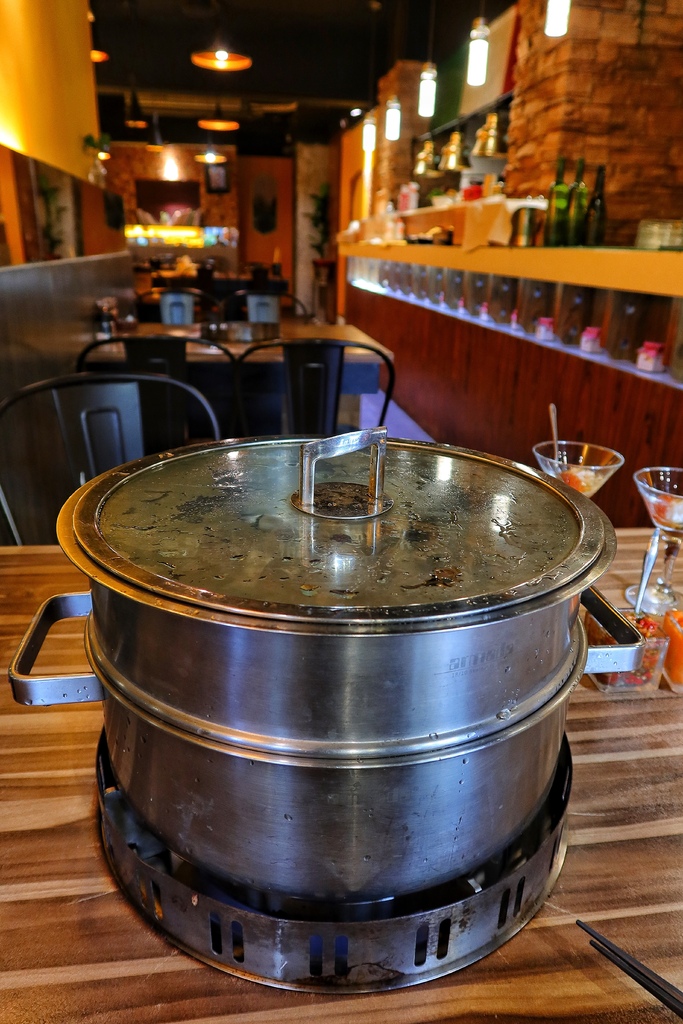 【民生社區火鍋推薦】極蜆鍋物,必吃爆量蛤蠣鍋,鮮味松露粥香濃誘人! @混血珊莎的奇幻旅程 【民生社區火鍋推薦】極蜆鍋物,必吃爆量蛤蠣鍋,鮮味松露粥香濃誘人! @混血珊莎的奇幻旅程