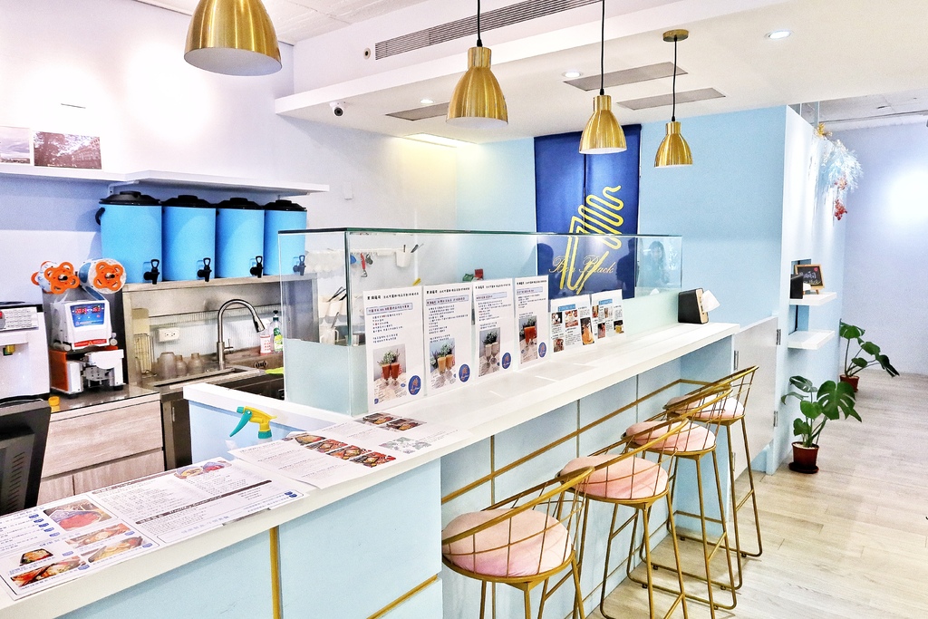 【永康街美食】BonBlack黑洞蒔司,永康街甜點,草莓卡士達香濃滋味。 @混血珊莎的奇幻旅程 【永康街美食】BonBlack黑洞蒔司,永康街甜點,草莓卡士達香濃滋味。 @混血珊莎的奇幻旅程