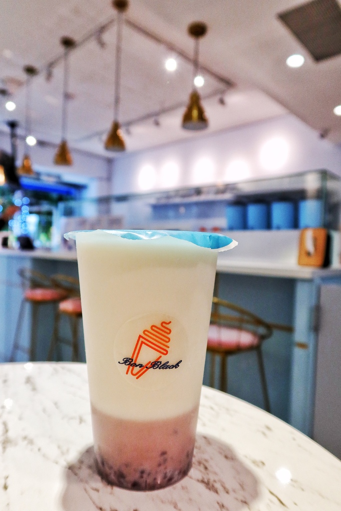 【永康街美食】BonBlack黑洞蒔司,永康街甜點,草莓卡士達香濃滋味。 @混血珊莎的奇幻旅程 【永康街美食】BonBlack黑洞蒔司,永康街甜點,草莓卡士達香濃滋味。 @混血珊莎的奇幻旅程