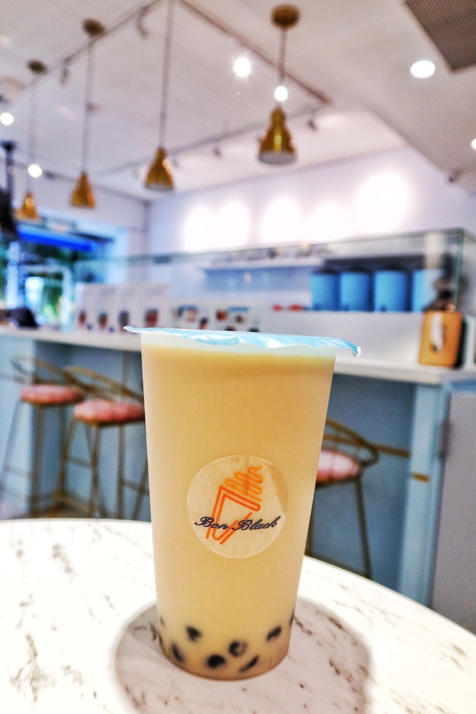 【永康街美食】BonBlack黑洞蒔司,永康街甜點,草莓卡士達香濃滋味。 @混血珊莎的奇幻旅程 【永康街美食】BonBlack黑洞蒔司,永康街甜點,草莓卡士達香濃滋味。 @混血珊莎的奇幻旅程