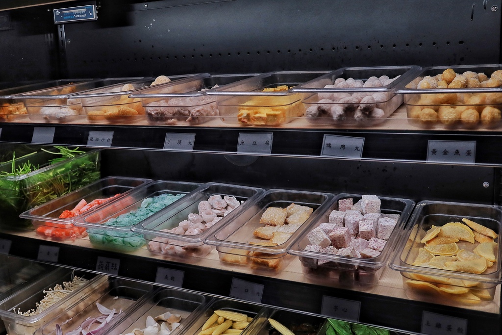 【台北麻辣火鍋吃到飽】心心麻辣鍋大橋頭店,已歇業 @混血珊莎的奇幻旅程 【台北麻辣火鍋吃到飽】心心麻辣鍋大橋頭店,已歇業 @混血珊莎的奇幻旅程