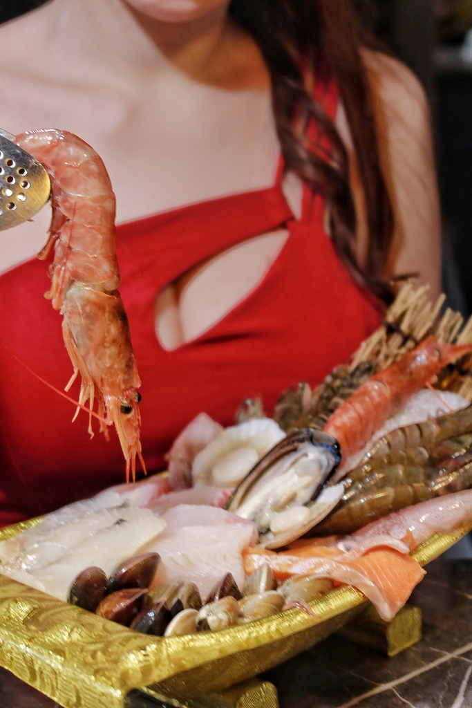 【台北麻辣火鍋吃到飽】心心麻辣鍋大橋頭店,已歇業 @混血珊莎的奇幻旅程 【台北麻辣火鍋吃到飽】心心麻辣鍋大橋頭店,已歇業 @混血珊莎的奇幻旅程