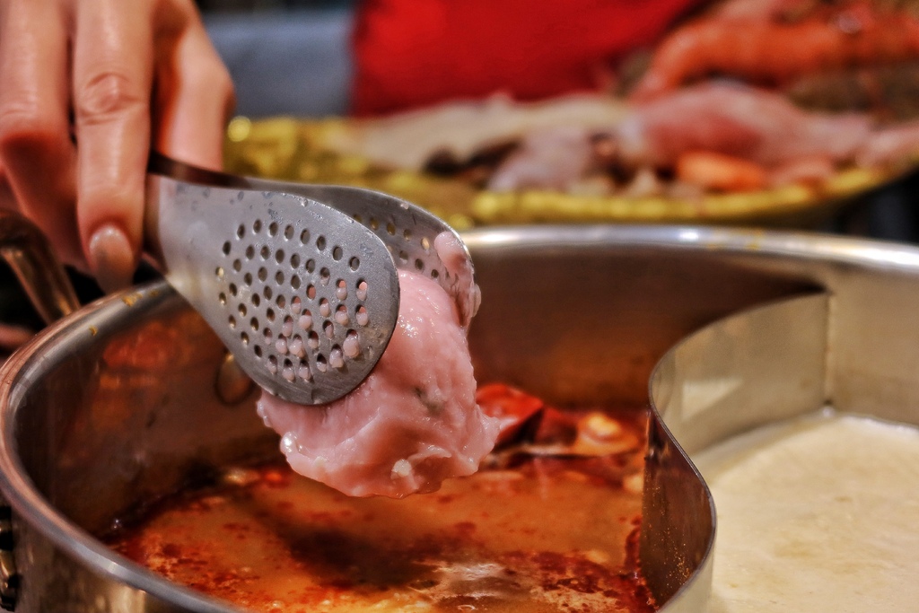 【台北麻辣火鍋吃到飽】心心麻辣鍋大橋頭店,已歇業 @混血珊莎的奇幻旅程 【台北麻辣火鍋吃到飽】心心麻辣鍋大橋頭店,已歇業 @混血珊莎的奇幻旅程