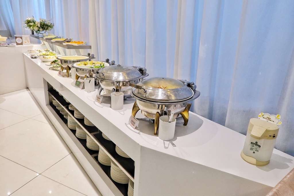 【喜瑞飯店】環景夢幻浴缸雙人房,網美拍照打卡必住! @混血珊莎的奇幻旅程 【喜瑞飯店】環景夢幻浴缸雙人房,網美拍照打卡必住! @混血珊莎的奇幻旅程