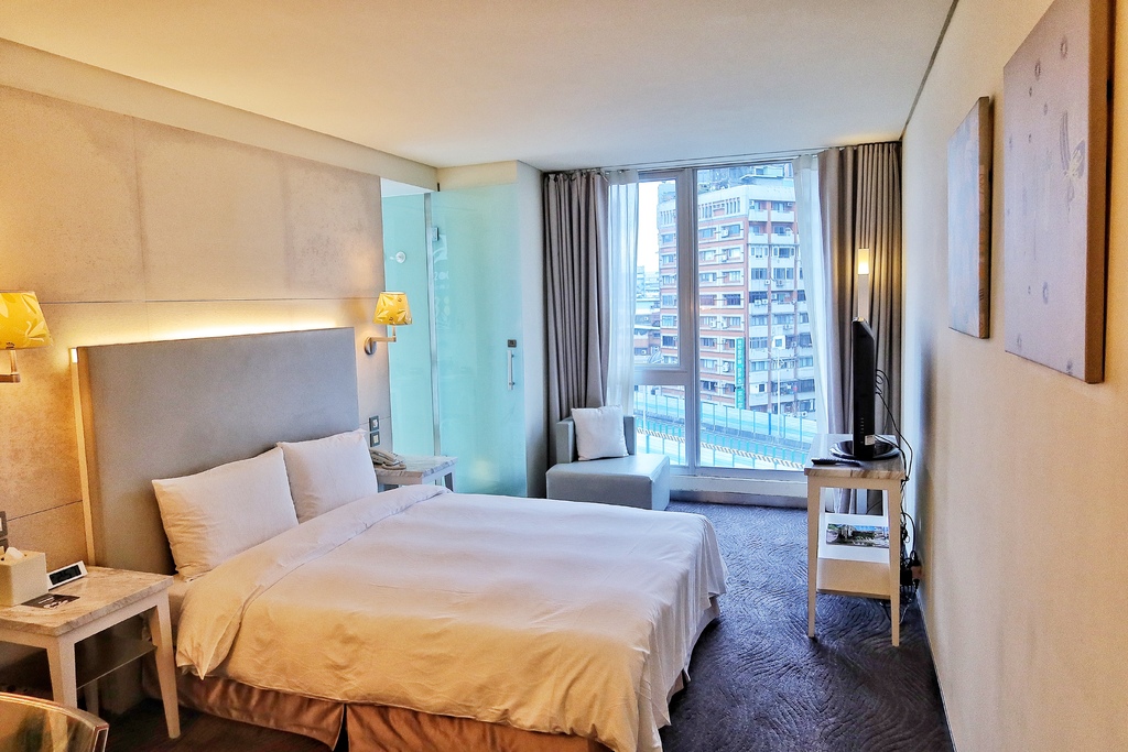 【喜瑞飯店】環景夢幻浴缸雙人房,網美拍照打卡必住! @混血珊莎的奇幻旅程 【喜瑞飯店】環景夢幻浴缸雙人房,網美拍照打卡必住! @混血珊莎的奇幻旅程