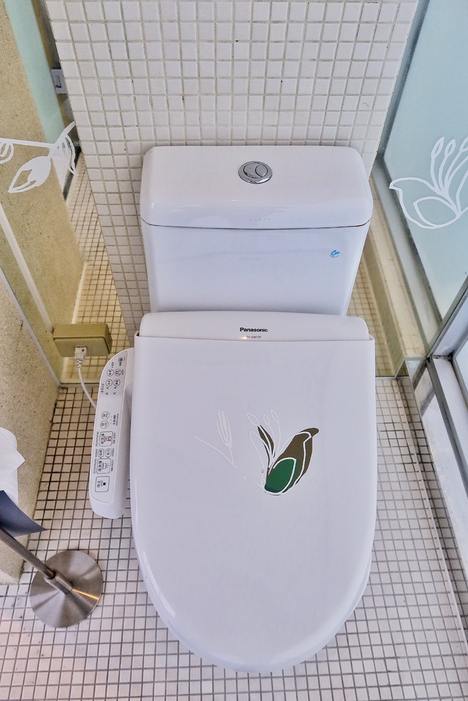 【喜瑞飯店】環景夢幻浴缸雙人房,網美拍照打卡必住! @混血珊莎的奇幻旅程 【喜瑞飯店】環景夢幻浴缸雙人房,網美拍照打卡必住! @混血珊莎的奇幻旅程