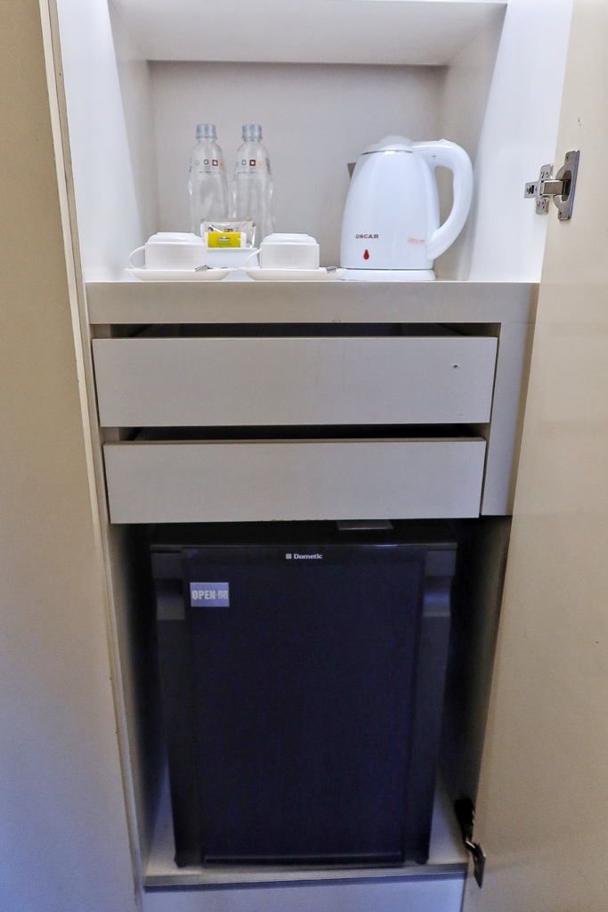 【喜瑞飯店】環景夢幻浴缸雙人房,網美拍照打卡必住! @混血珊莎的奇幻旅程 【喜瑞飯店】環景夢幻浴缸雙人房,網美拍照打卡必住! @混血珊莎的奇幻旅程