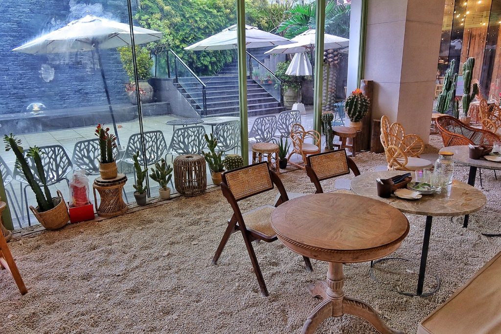 【信義區下午茶】海灘叢林 A Beach,叢林沙灘風格超吸睛,台北度假風格餐酒館,不限時咖啡廳超好拍! @混血珊莎的奇幻旅程 【信義區下午茶】海灘叢林 A Beach,叢林沙灘風格超吸睛,台北度假風格餐酒館,不限時咖啡廳超好拍! @混血珊莎的奇幻旅程