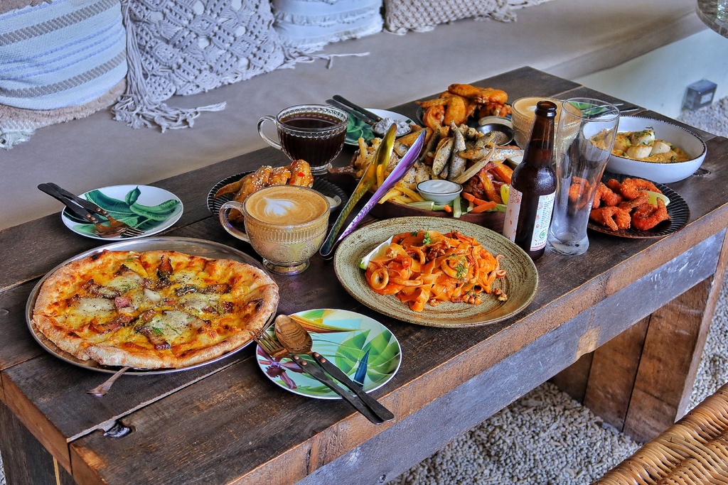 【信義區下午茶】海灘叢林 A Beach,叢林沙灘風格超吸睛,台北度假風格餐酒館,不限時咖啡廳超好拍! @混血珊莎的奇幻旅程 【信義區下午茶】海灘叢林 A Beach,叢林沙灘風格超吸睛,台北度假風格餐酒館,不限時咖啡廳超好拍! @混血珊莎的奇幻旅程