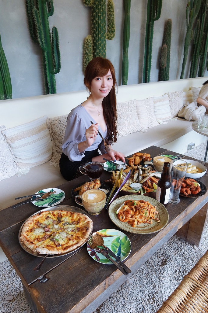 【信義區下午茶】海灘叢林 A Beach,叢林沙灘風格超吸睛,台北度假風格餐酒館,不限時咖啡廳超好拍! @混血珊莎的奇幻旅程 【信義區下午茶】海灘叢林 A Beach,叢林沙灘風格超吸睛,台北度假風格餐酒館,不限時咖啡廳超好拍! @混血珊莎的奇幻旅程