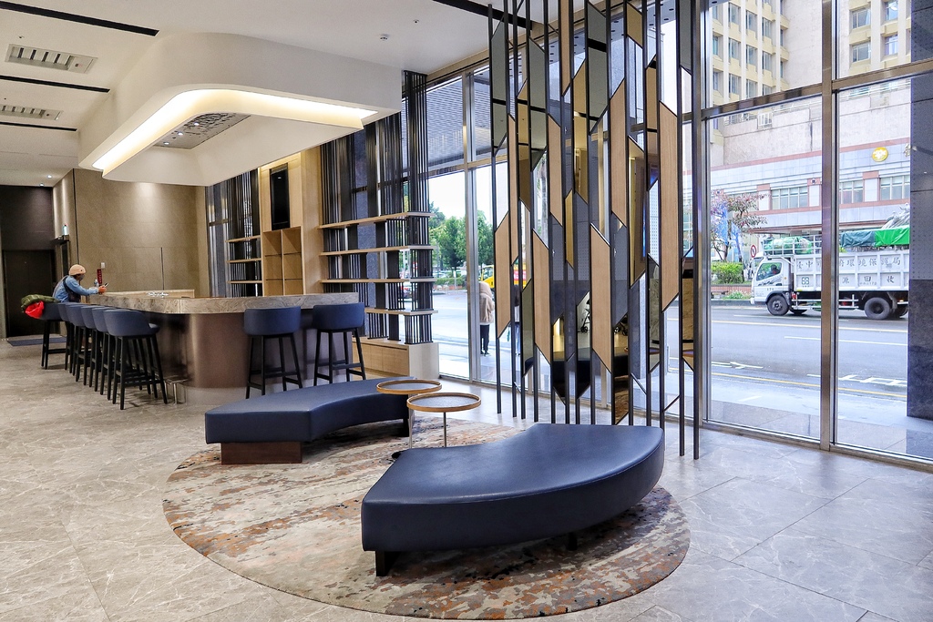 【台中鳳凰酒店】中部最大親子住宿,多國料理自助早餐超澎湃,還有星巴克無限暢飲! @混血珊莎的奇幻旅程 【台中鳳凰酒店】中部最大親子住宿,多國料理自助早餐超澎湃,還有星巴克無限暢飲! @混血珊莎的奇幻旅程