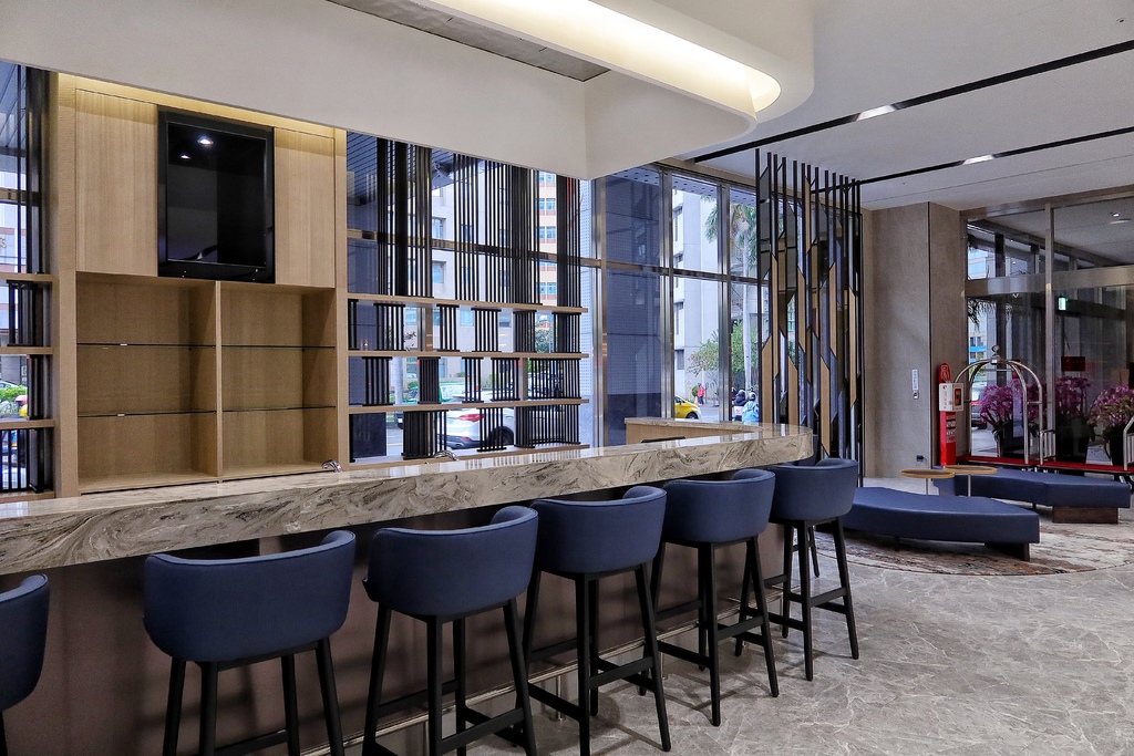 【台中鳳凰酒店】中部最大親子住宿,多國料理自助早餐超澎湃,還有星巴克無限暢飲! @混血珊莎的奇幻旅程 【台中鳳凰酒店】中部最大親子住宿,多國料理自助早餐超澎湃,還有星巴克無限暢飲! @混血珊莎的奇幻旅程