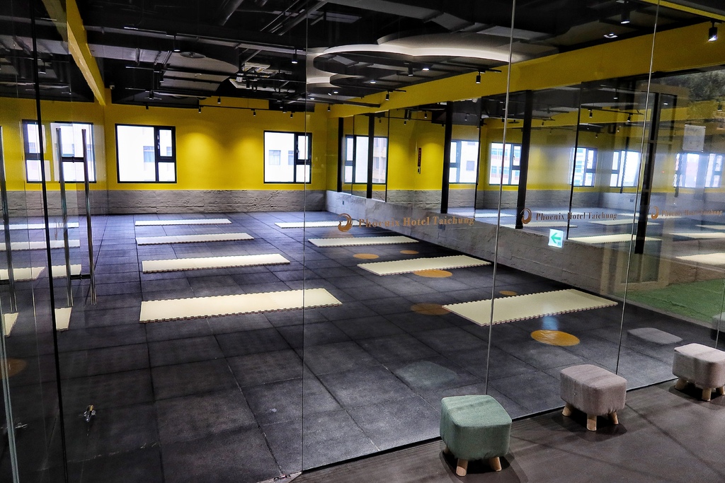 【台中鳳凰酒店】中部最大親子住宿,多國料理自助早餐超澎湃,還有星巴克無限暢飲! @混血珊莎的奇幻旅程 【台中鳳凰酒店】中部最大親子住宿,多國料理自助早餐超澎湃,還有星巴克無限暢飲! @混血珊莎的奇幻旅程