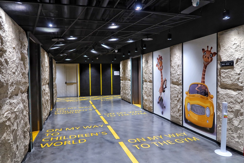 【台中鳳凰酒店】中部最大親子住宿,多國料理自助早餐超澎湃,還有星巴克無限暢飲! @混血珊莎的奇幻旅程 【台中鳳凰酒店】中部最大親子住宿,多國料理自助早餐超澎湃,還有星巴克無限暢飲! @混血珊莎的奇幻旅程