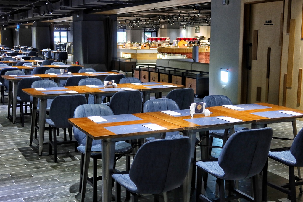 【台中鳳凰酒店】中部最大親子住宿,多國料理自助早餐超澎湃,還有星巴克無限暢飲! @混血珊莎的奇幻旅程 【台中鳳凰酒店】中部最大親子住宿,多國料理自助早餐超澎湃,還有星巴克無限暢飲! @混血珊莎的奇幻旅程