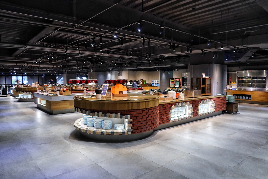 【鳳凰食號】台中鳳凰酒店自助餐,多國料理自助buffet吃到飽,還有星巴克無限爽喝!! @混血珊莎的奇幻旅程 【鳳凰食號】台中鳳凰酒店自助餐,多國料理自助buffet吃到飽,還有星巴克無限爽喝!! @混血珊莎的奇幻旅程