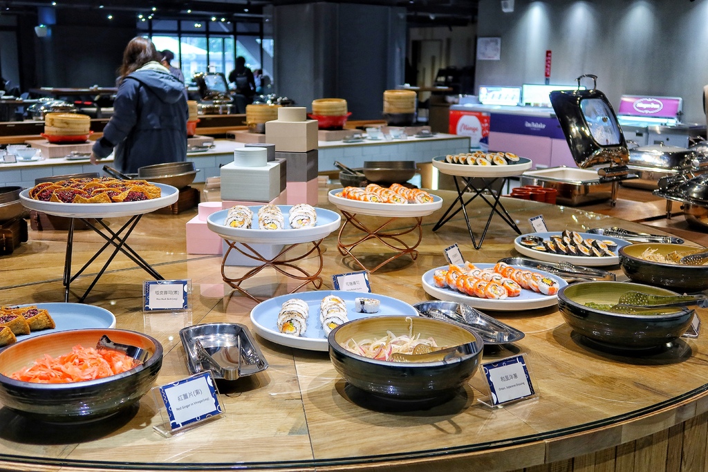 【鳳凰食號】台中鳳凰酒店自助餐,多國料理自助buffet吃到飽,還有星巴克無限爽喝!! @混血珊莎的奇幻旅程 【鳳凰食號】台中鳳凰酒店自助餐,多國料理自助buffet吃到飽,還有星巴克無限爽喝!! @混血珊莎的奇幻旅程