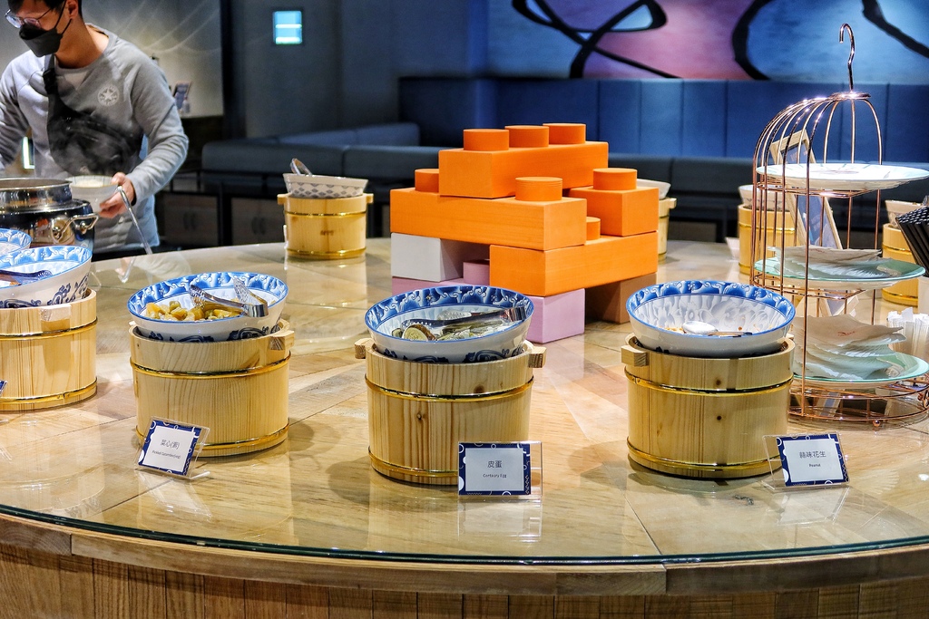 【鳳凰食號】台中鳳凰酒店自助餐,多國料理自助buffet吃到飽,還有星巴克無限爽喝!! @混血珊莎的奇幻旅程 【鳳凰食號】台中鳳凰酒店自助餐,多國料理自助buffet吃到飽,還有星巴克無限爽喝!! @混血珊莎的奇幻旅程