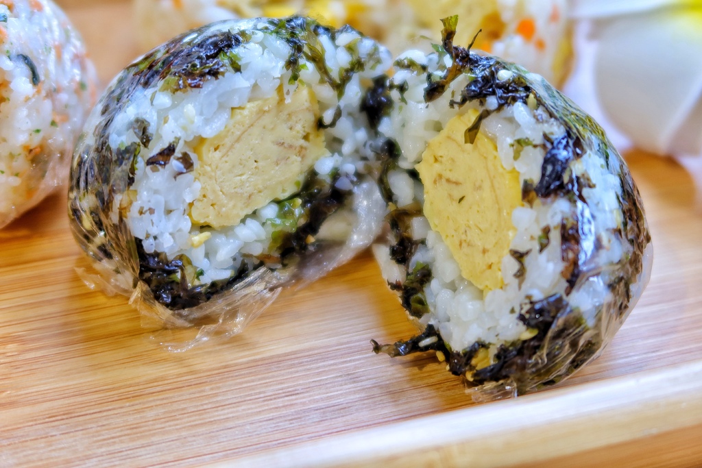 【內湖早餐】NeKocha遇貓茶韻,來自日本的復刻口味 手工日式玉子燒飯糰,麗山國小正對面日系手搖飲! @混血珊莎的奇幻旅程 【內湖早餐】NeKocha遇貓茶韻,來自日本的復刻口味 手工日式玉子燒飯糰,麗山國小正對面日系手搖飲! @混血珊莎的奇幻旅程