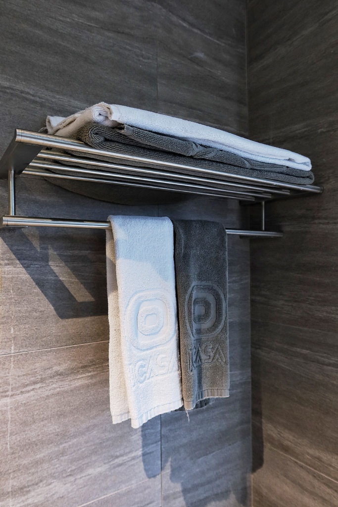 【台中逢甲商務旅館】GOGO 回行旅逢甲館,高空景觀雙人房,必拍網美浴缸飯店,走路就能到逢甲夜市! @混血珊莎的奇幻旅程 【台中逢甲商務旅館】GOGO 回行旅逢甲館,高空景觀雙人房,必拍網美浴缸飯店,走路就能到逢甲夜市! @混血珊莎的奇幻旅程