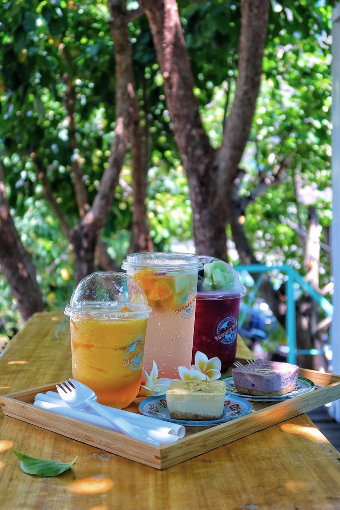 【Summer Box 夏天的盒子】網美系冰品飲料店,藍白貨櫃屋超好拍! @混血珊莎的奇幻旅程 【Summer Box 夏天的盒子】網美系冰品飲料店,藍白貨櫃屋超好拍! @混血珊莎的奇幻旅程