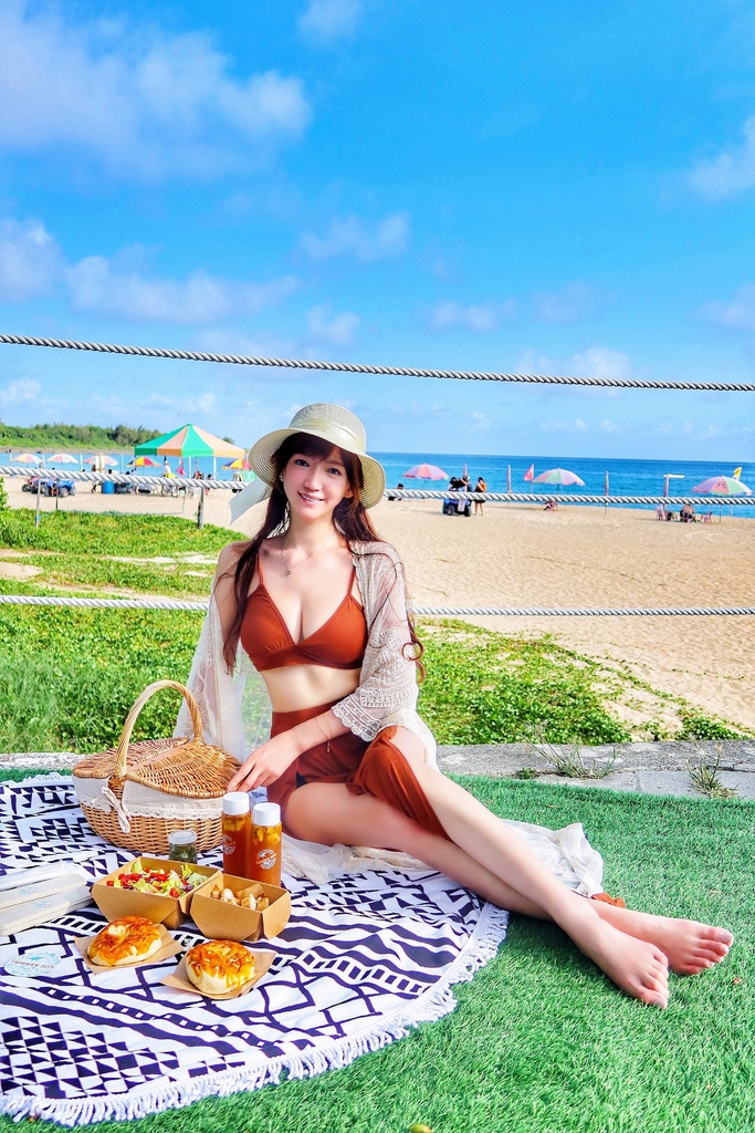 【Summer Box 夏天的盒子】網美系冰品飲料店,藍白貨櫃屋超好拍! @混血珊莎的奇幻旅程 【Summer Box 夏天的盒子】網美系冰品飲料店,藍白貨櫃屋超好拍! @混血珊莎的奇幻旅程