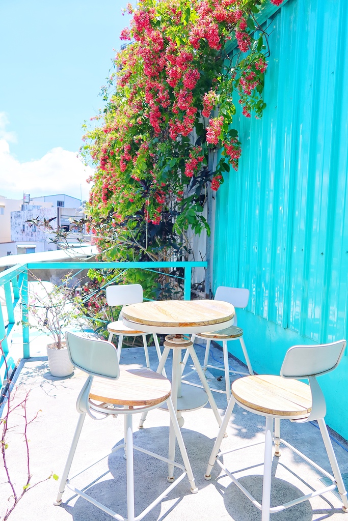 【Summer Box 夏天的盒子】網美系冰品飲料店,藍白貨櫃屋超好拍! @混血珊莎的奇幻旅程 【Summer Box 夏天的盒子】網美系冰品飲料店,藍白貨櫃屋超好拍! @混血珊莎的奇幻旅程