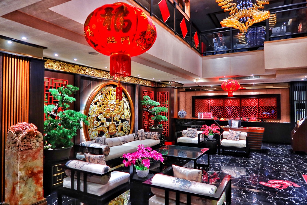 【南屯汽車旅館】紫禁城精品汽車旅館,超奢華宮廷式主題motel,一秒穿越到古代! @混血珊莎的奇幻旅程 【南屯汽車旅館】紫禁城精品汽車旅館,超奢華宮廷式主題motel,一秒穿越到古代! @混血珊莎的奇幻旅程