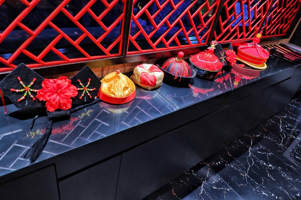 【南屯汽車旅館】紫禁城精品汽車旅館,超奢華宮廷式主題motel,一秒穿越到古代! @混血珊莎的奇幻旅程 【南屯汽車旅館】紫禁城精品汽車旅館,超奢華宮廷式主題motel,一秒穿越到古代! @混血珊莎的奇幻旅程