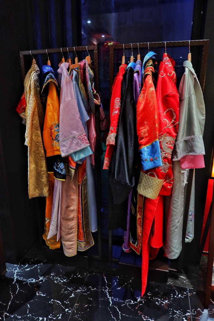 【南屯汽車旅館】紫禁城精品汽車旅館,超奢華宮廷式主題motel,一秒穿越到古代! @混血珊莎的奇幻旅程 【南屯汽車旅館】紫禁城精品汽車旅館,超奢華宮廷式主題motel,一秒穿越到古代! @混血珊莎的奇幻旅程