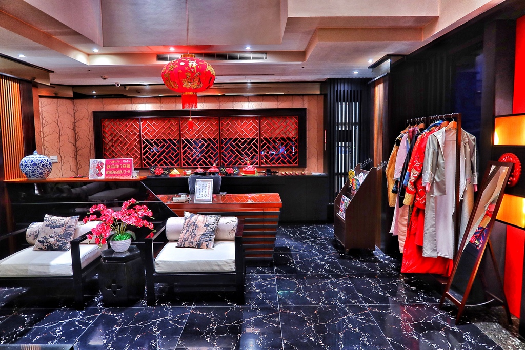 【南屯汽車旅館】紫禁城精品汽車旅館,超奢華宮廷式主題motel,一秒穿越到古代! @混血珊莎的奇幻旅程 【南屯汽車旅館】紫禁城精品汽車旅館,超奢華宮廷式主題motel,一秒穿越到古代! @混血珊莎的奇幻旅程