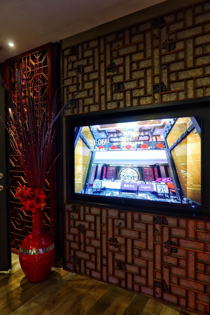 【南屯汽車旅館】紫禁城精品汽車旅館,超奢華宮廷式主題motel,一秒穿越到古代! @混血珊莎的奇幻旅程 【南屯汽車旅館】紫禁城精品汽車旅館,超奢華宮廷式主題motel,一秒穿越到古代! @混血珊莎的奇幻旅程