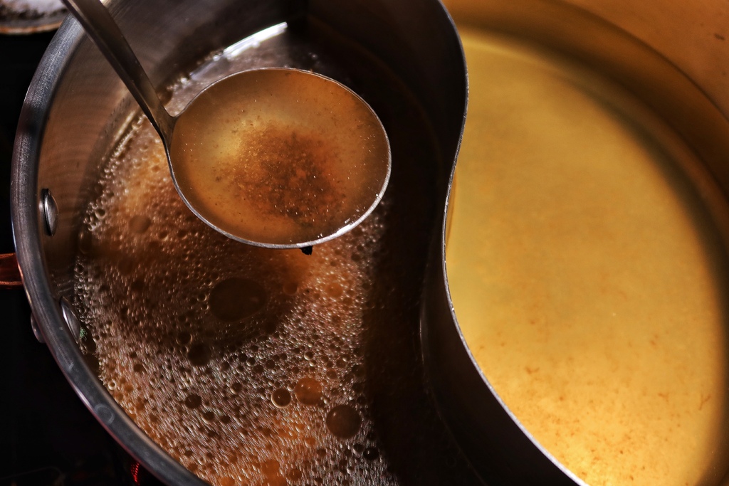 秀花鍋 Showhua Hot Pot 海鮮和牛精品火鍋│低調奢華頂級鍋物 譽為「火鍋界的celine」│東區高級火鍋推薦! @混血珊莎的奇幻旅程 秀花鍋 Showhua Hot Pot 海鮮和牛精品火鍋│低調奢華頂級鍋物 譽為「火鍋界的celine」│東區高級火鍋推薦! @混血珊莎的奇幻旅程