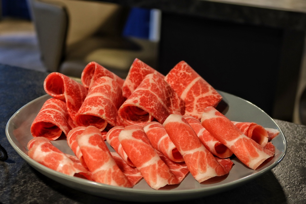 秀花鍋 Showhua Hot Pot 海鮮和牛精品火鍋│低調奢華頂級鍋物 譽為「火鍋界的celine」│東區高級火鍋推薦! @混血珊莎的奇幻旅程 秀花鍋 Showhua Hot Pot 海鮮和牛精品火鍋│低調奢華頂級鍋物 譽為「火鍋界的celine」│東區高級火鍋推薦! @混血珊莎的奇幻旅程