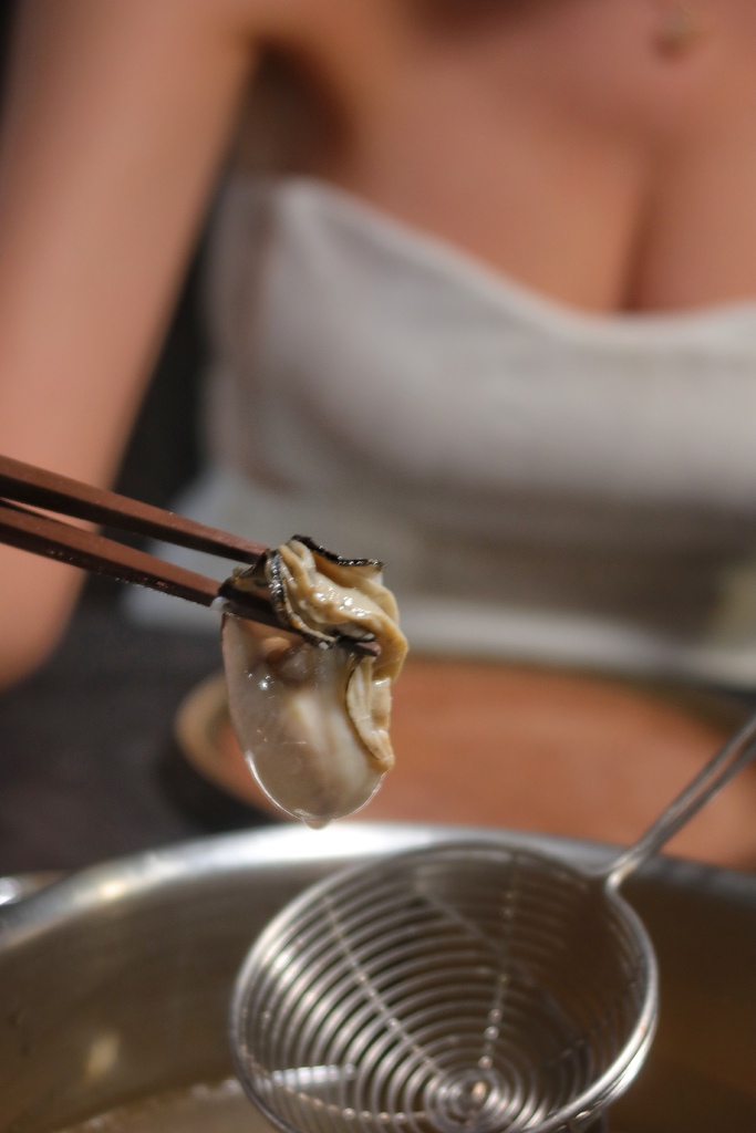 秀花鍋 Showhua Hot Pot 海鮮和牛精品火鍋│低調奢華頂級鍋物 譽為「火鍋界的celine」│東區高級火鍋推薦! @混血珊莎的奇幻旅程 秀花鍋 Showhua Hot Pot 海鮮和牛精品火鍋│低調奢華頂級鍋物 譽為「火鍋界的celine」│東區高級火鍋推薦! @混血珊莎的奇幻旅程