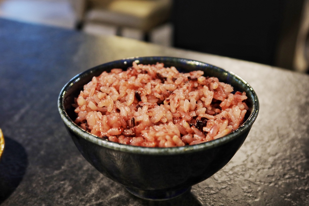 秀花鍋 Showhua Hot Pot 海鮮和牛精品火鍋│低調奢華頂級鍋物 譽為「火鍋界的celine」│東區高級火鍋推薦! @混血珊莎的奇幻旅程 秀花鍋 Showhua Hot Pot 海鮮和牛精品火鍋│低調奢華頂級鍋物 譽為「火鍋界的celine」│東區高級火鍋推薦! @混血珊莎的奇幻旅程