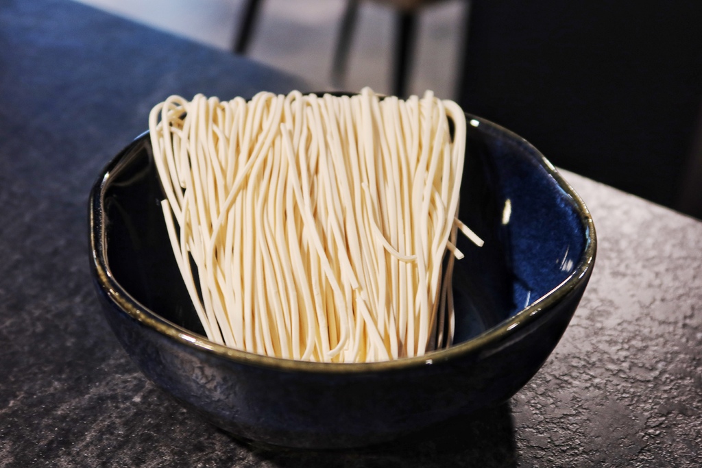 秀花鍋 Showhua Hot Pot 海鮮和牛精品火鍋│低調奢華頂級鍋物 譽為「火鍋界的celine」│東區高級火鍋推薦! @混血珊莎的奇幻旅程 秀花鍋 Showhua Hot Pot 海鮮和牛精品火鍋│低調奢華頂級鍋物 譽為「火鍋界的celine」│東區高級火鍋推薦! @混血珊莎的奇幻旅程