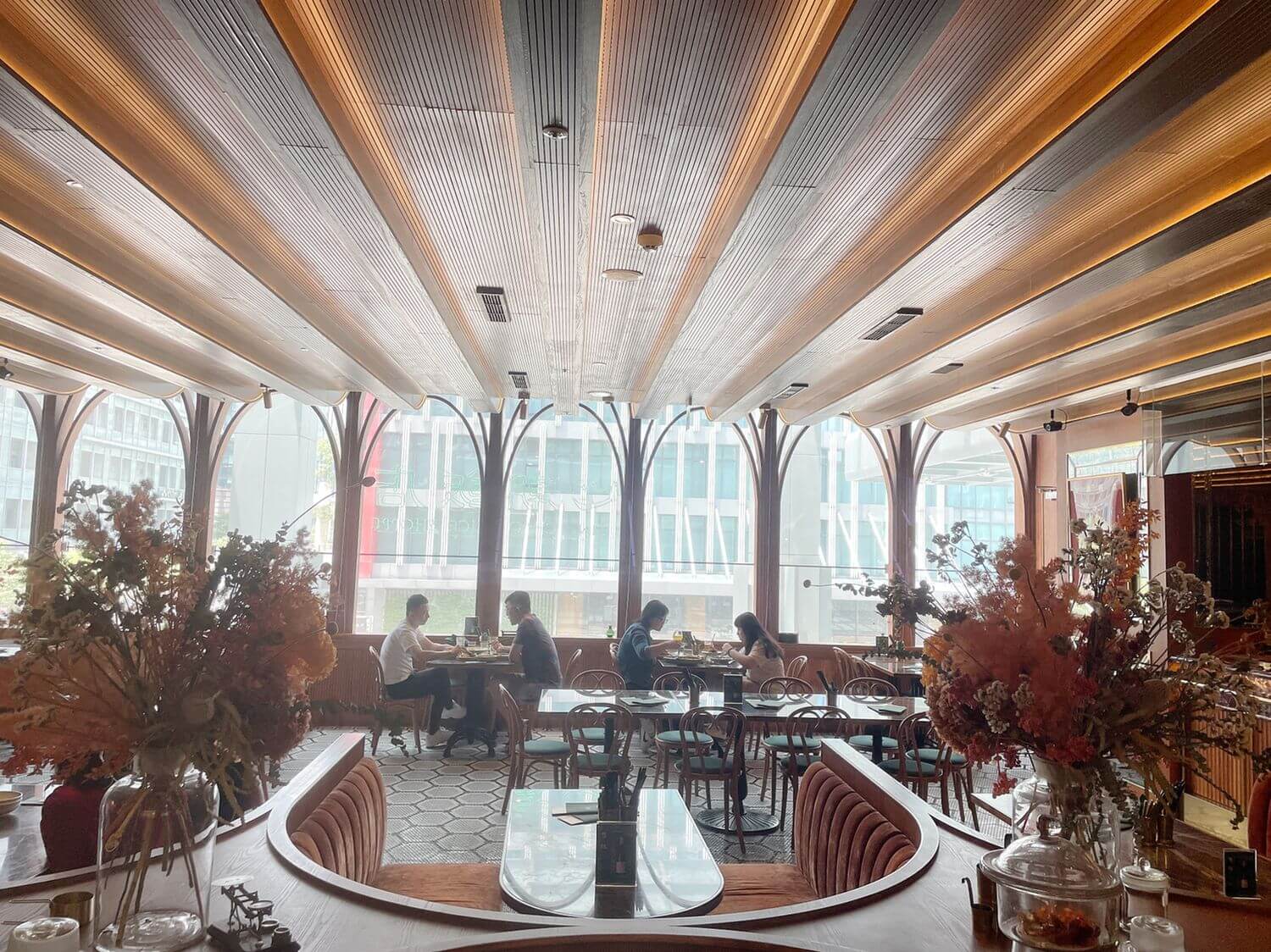 【微風信義餐廳】心潮飯店，米其林餐盤推薦，最潮復古台式料理! @混血珊莎的奇幻旅程