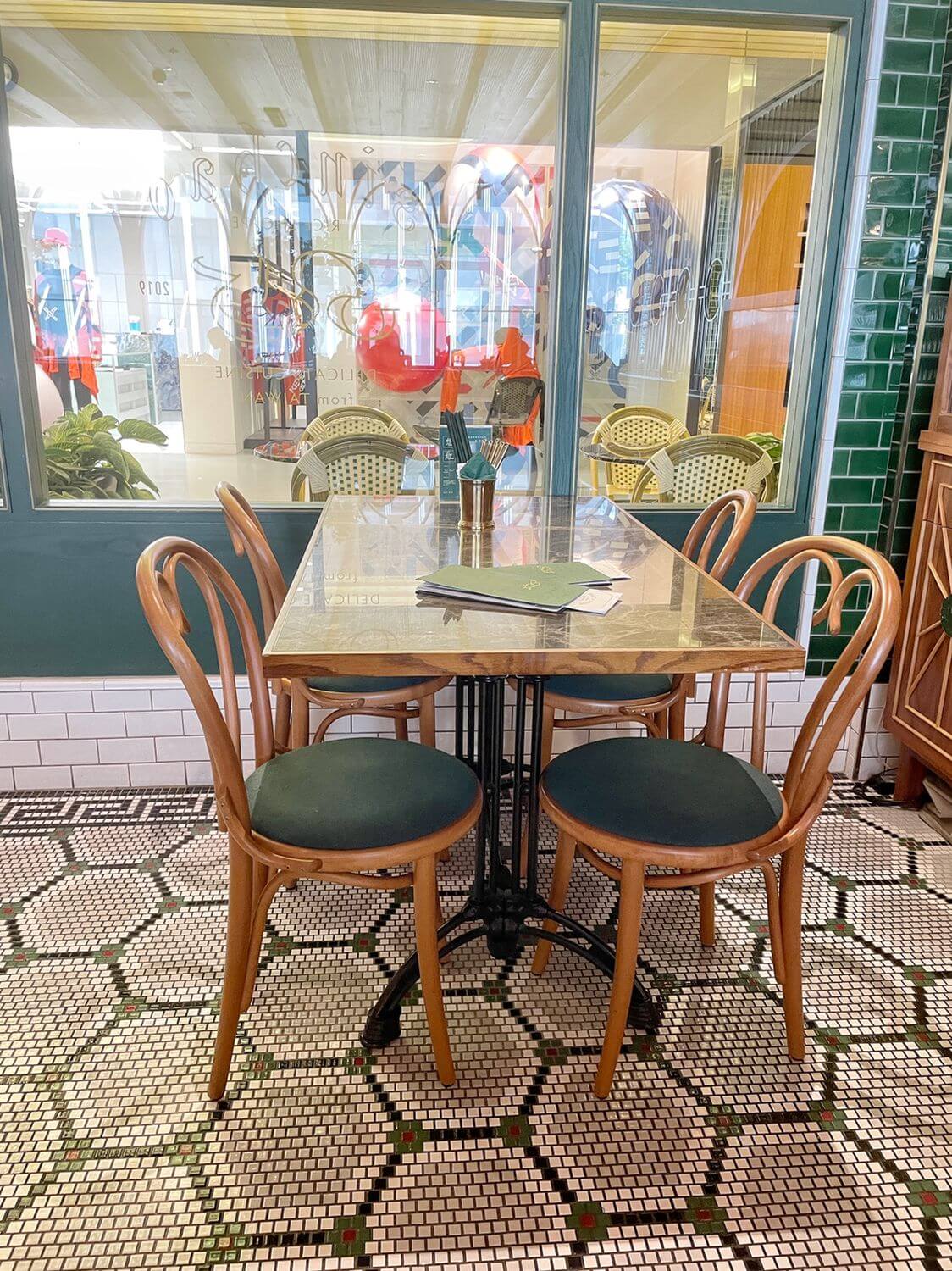 【微風信義餐廳】心潮飯店，米其林餐盤推薦，最潮復古台式料理! @混血珊莎的奇幻旅程