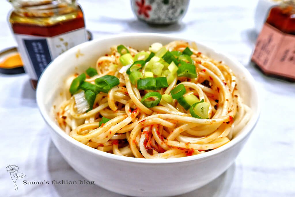 【宅配美食】宅配美食辣拌醬「品醬」，選用天然香料及新鮮食材，口味香辣適中，中式醬料越拌越好吃 @混血珊莎的奇幻旅程