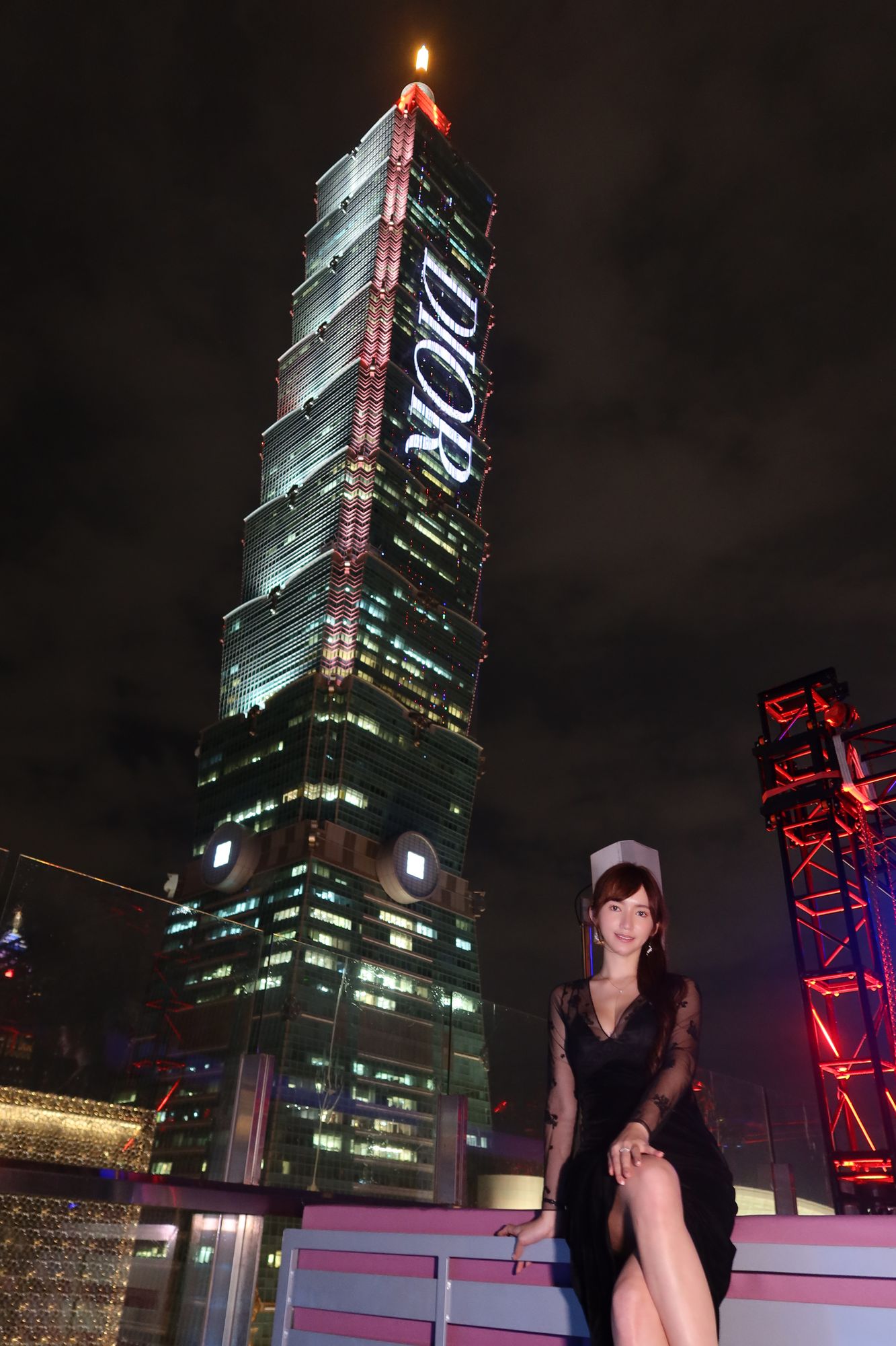 【信義區酒吧】DrunkPlay爛醉不累， 101 百萬夜景第一排，網美必拍打卡點! @混血珊莎的奇幻旅程