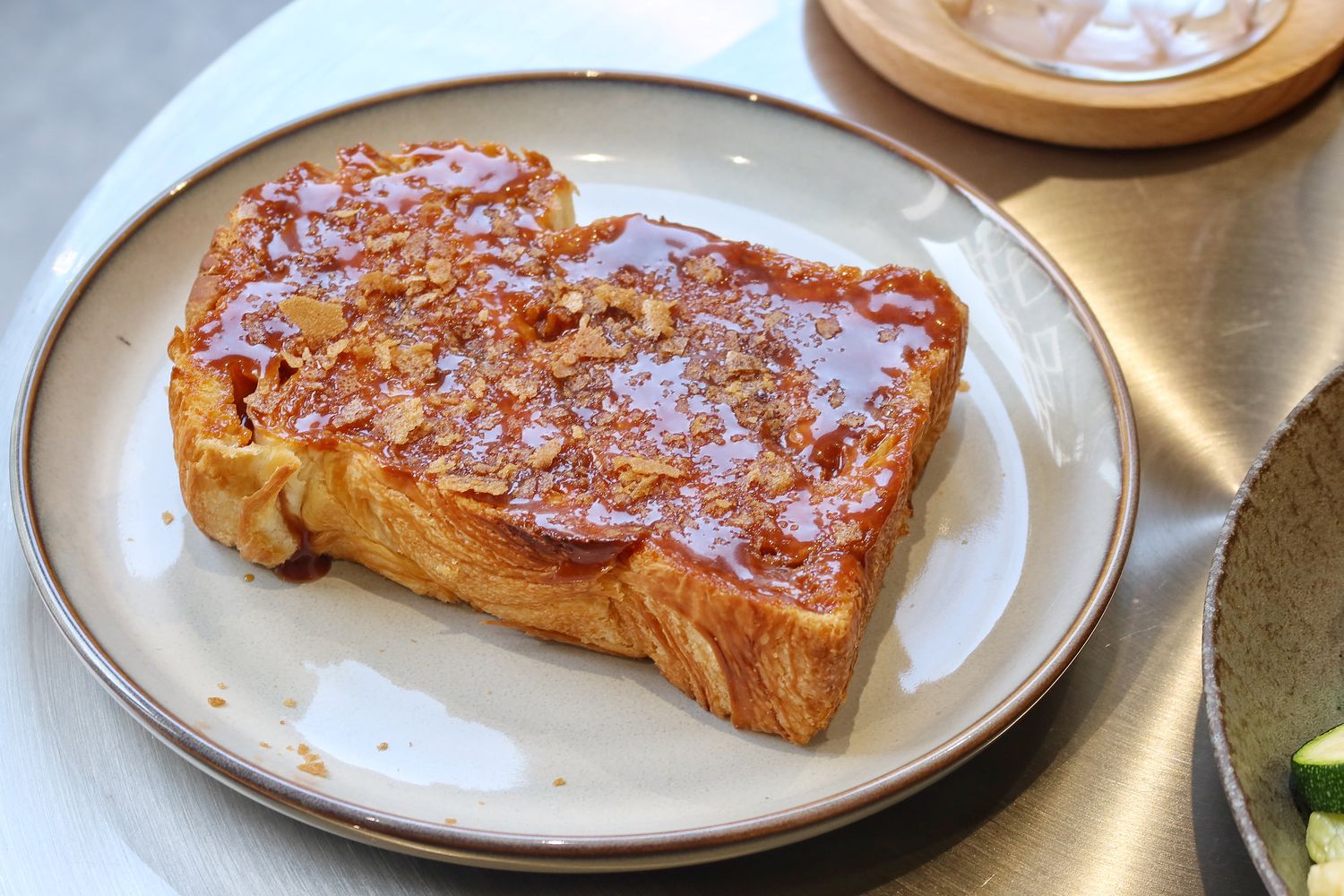 【安平咖啡廳】KOROKORO COFFEE|新開幕純白系台南網美咖啡廳,明亮採光超好拍! @混血珊莎的奇幻旅程 【安平咖啡廳】KOROKORO COFFEE|新開幕純白系台南網美咖啡廳,明亮採光超好拍! @混血珊莎的奇幻旅程