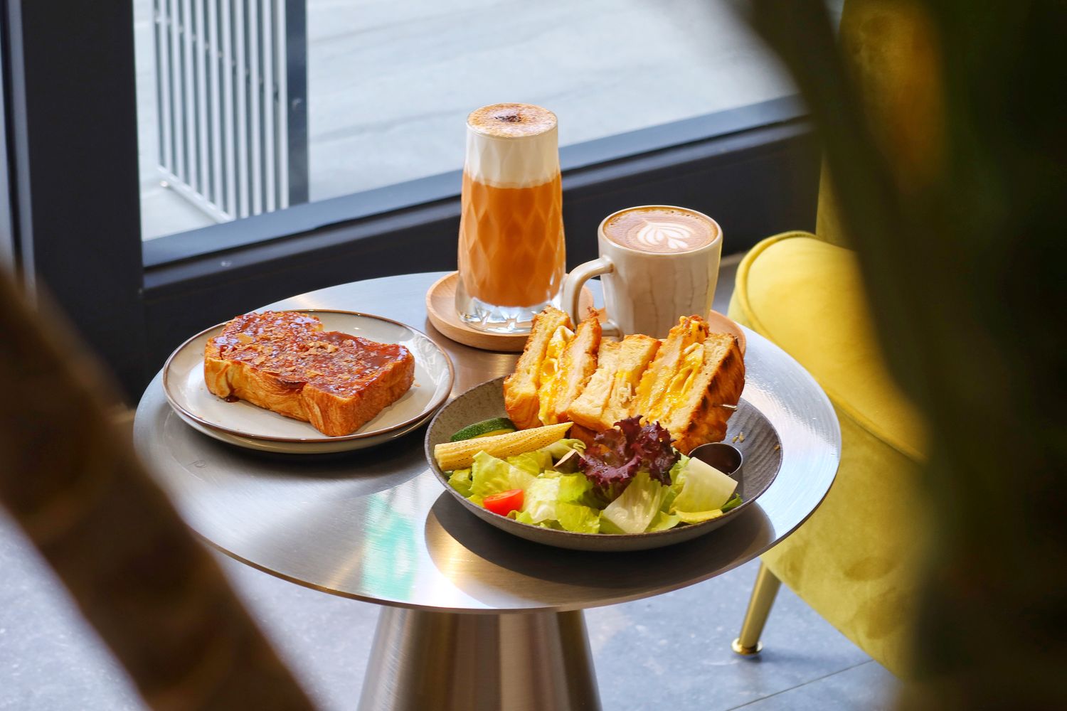 【安平咖啡廳】KOROKORO COFFEE|新開幕純白系台南網美咖啡廳,明亮採光超好拍! @混血珊莎的奇幻旅程 【安平咖啡廳】KOROKORO COFFEE|新開幕純白系台南網美咖啡廳,明亮採光超好拍! @混血珊莎的奇幻旅程