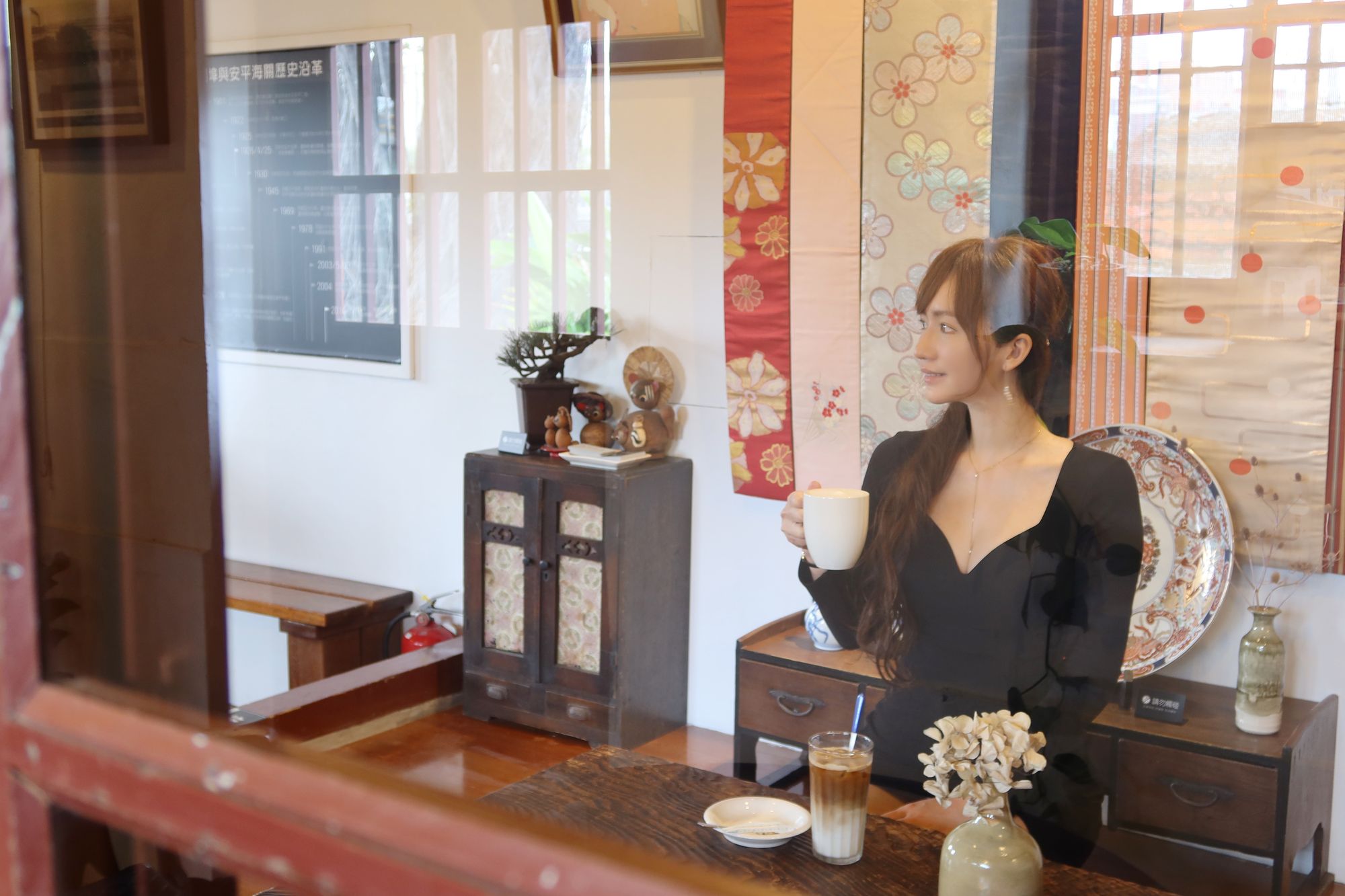【台南老宅咖啡】河岸咖啡Riverbank café|安平河畔新開幕咖啡廳，坐在百年日式老宅內喝下午茶! @混血珊莎的奇幻旅程