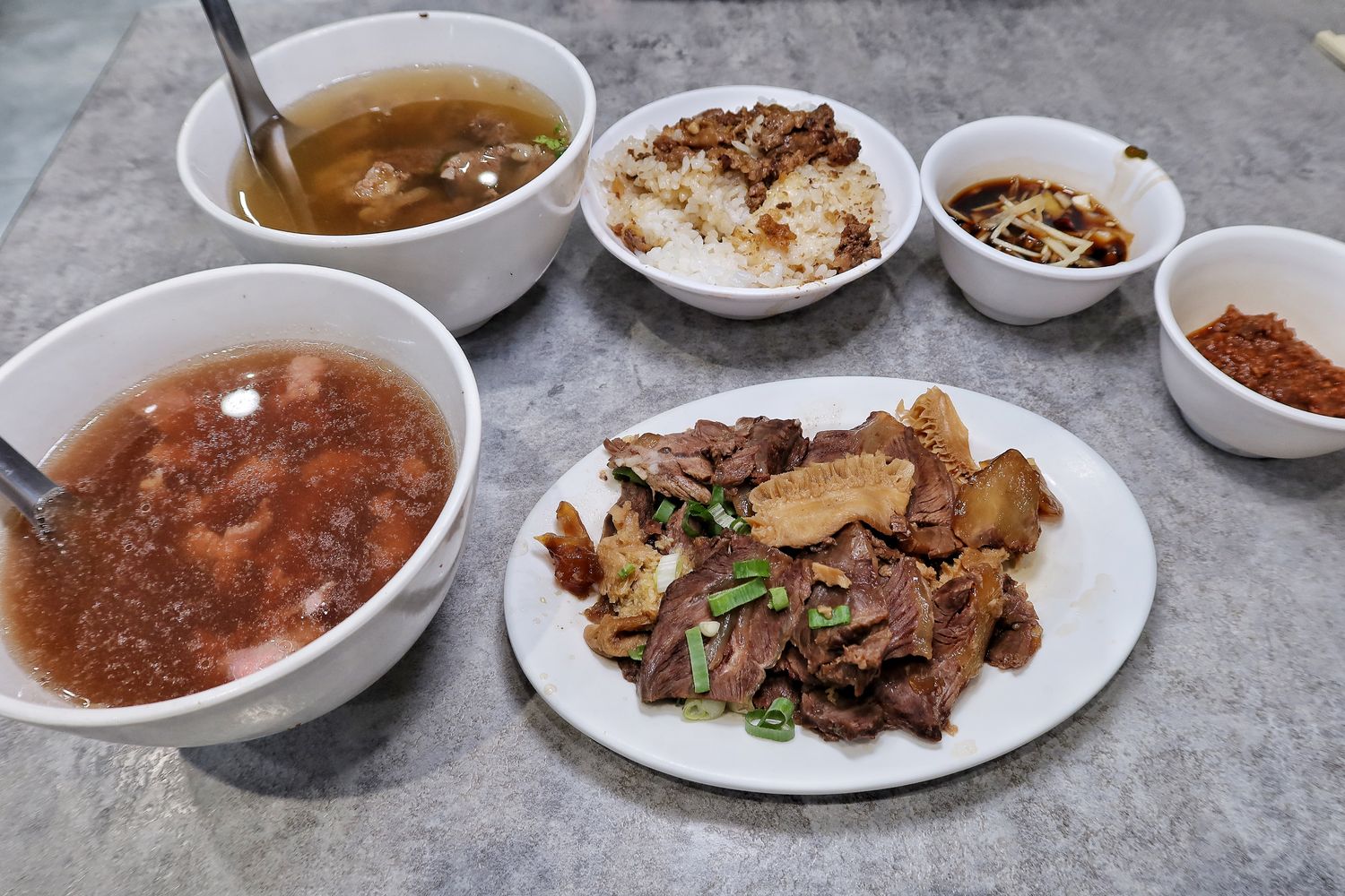 【文章牛肉湯安平總店】網友激推破萬評價,在地經營超過 20 年,超人氣台南牛肉湯! @混血珊莎的奇幻旅程 【文章牛肉湯安平總店】網友激推破萬評價,在地經營超過 20 年,超人氣台南牛肉湯! @混血珊莎的奇幻旅程