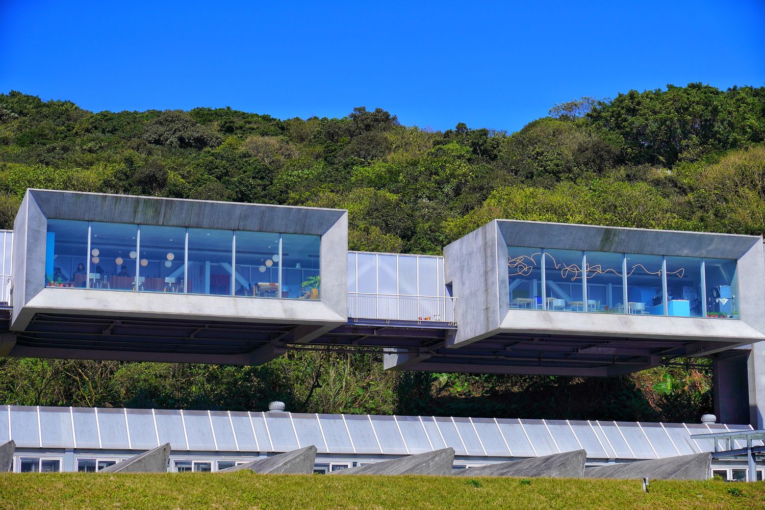 【基隆潮境智能海洋館】北部最強虛實整合實境水族館，四大展區搭配 5 G沉浸式體驗超好玩! @混血珊莎的奇幻旅程