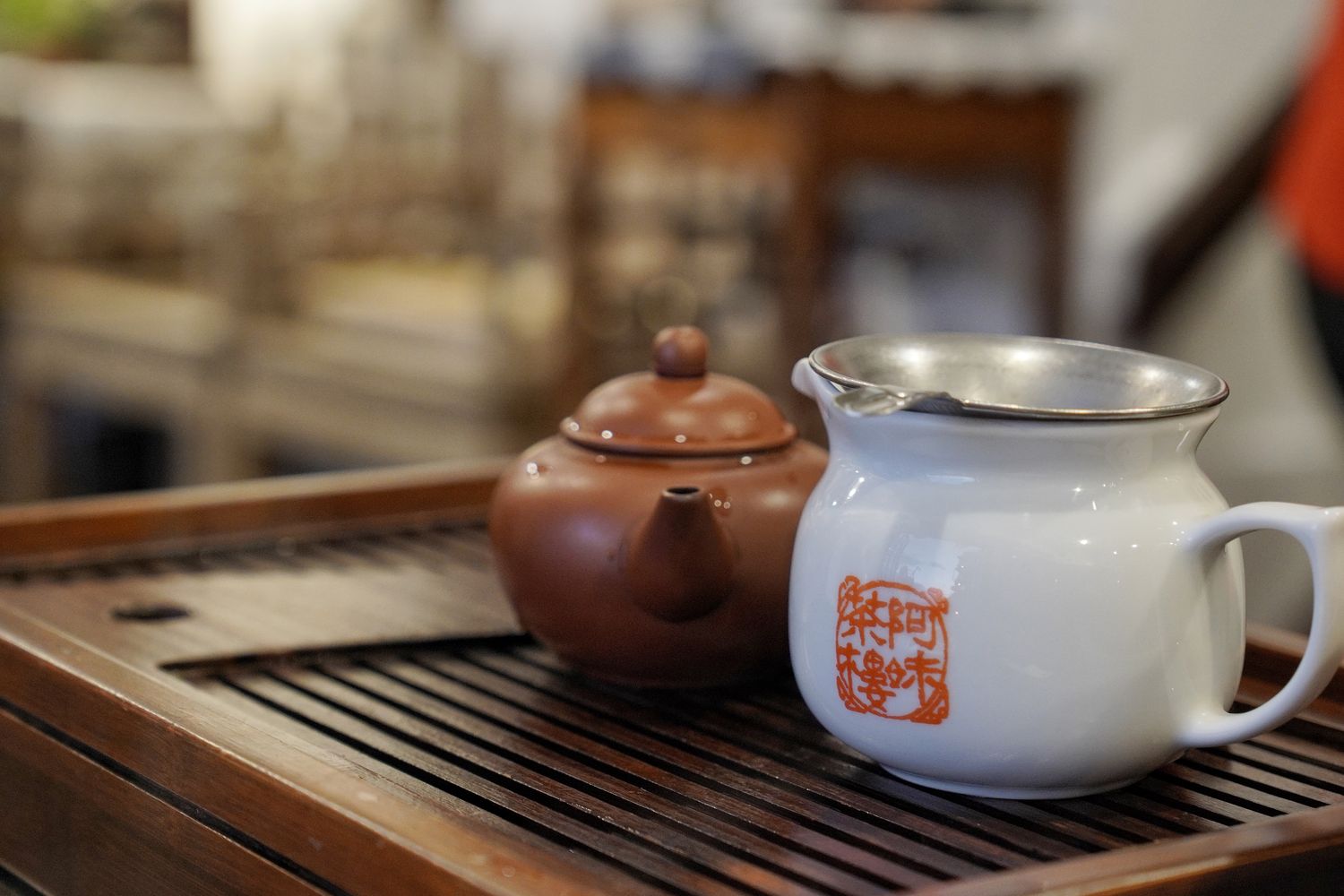【阿妹茶樓】必拍九份景點宮崎駿神隱少女，泡茶看絕美夕陽夜景，餐點菜單分享! @混血珊莎的奇幻旅程